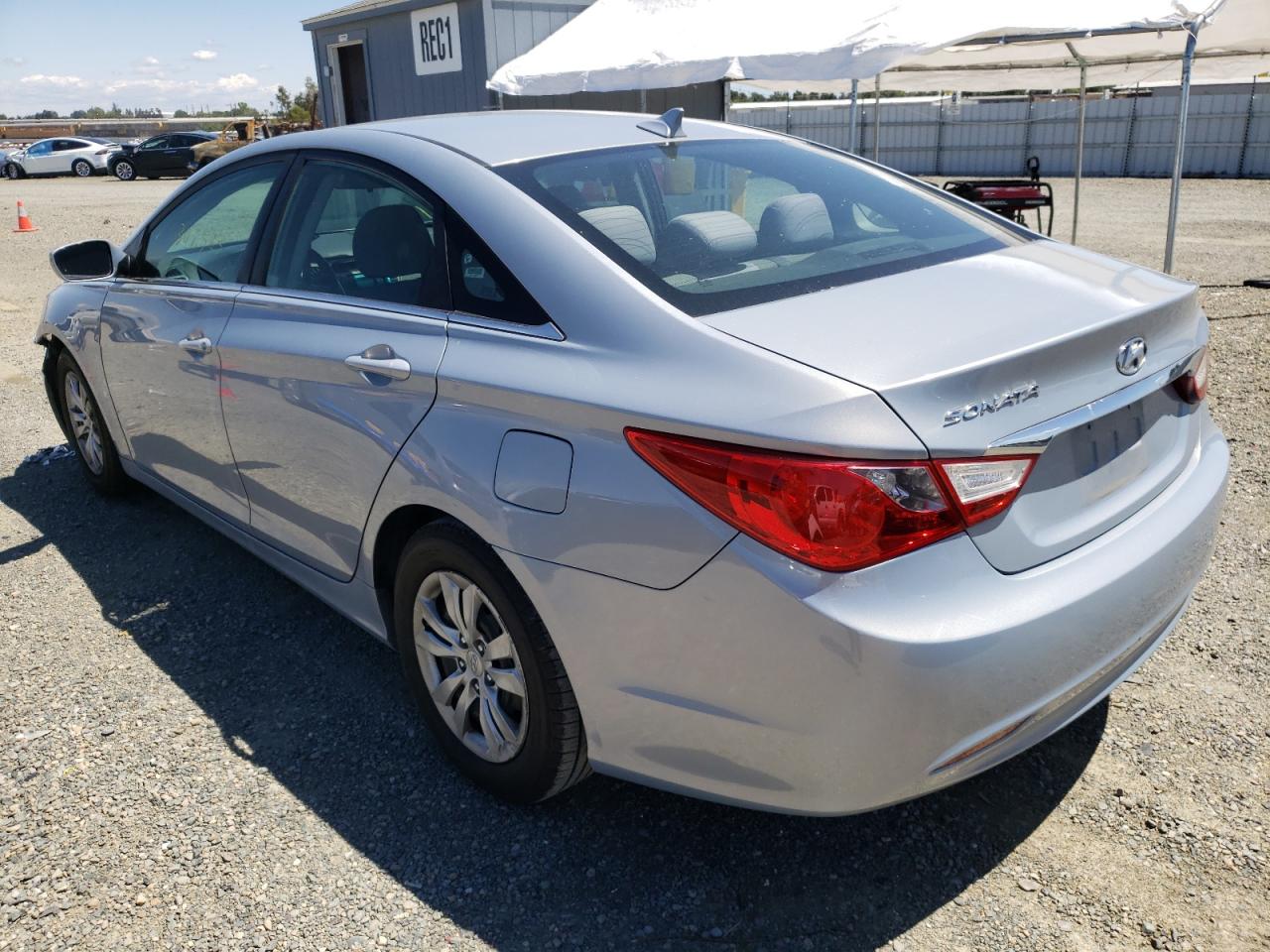 Photo 3 from auction – 2011 HYUNDAI SONATA GLS with VIN 5NPEB4AC1BH049133