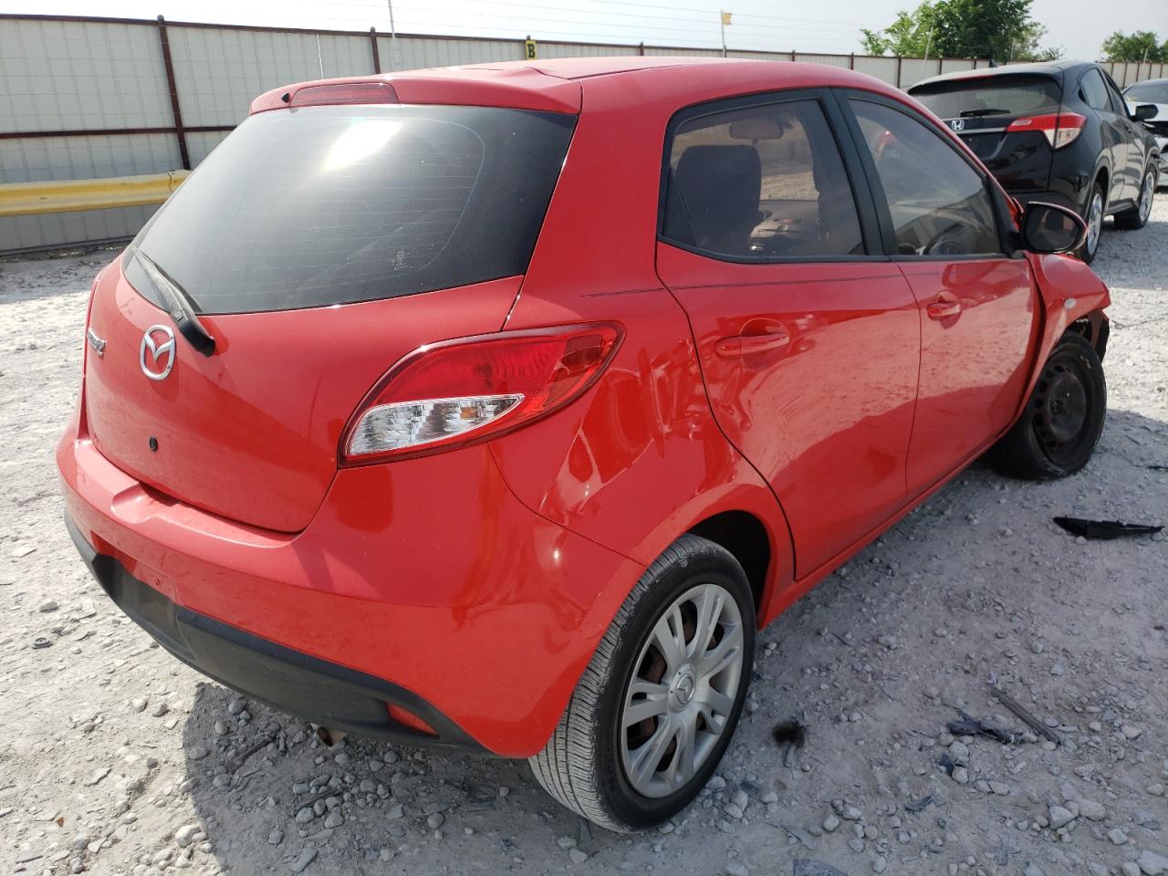 Photo 4 from auction – 2013 MAZDA MAZDA2 with VIN JM1DE1KY3D0157071