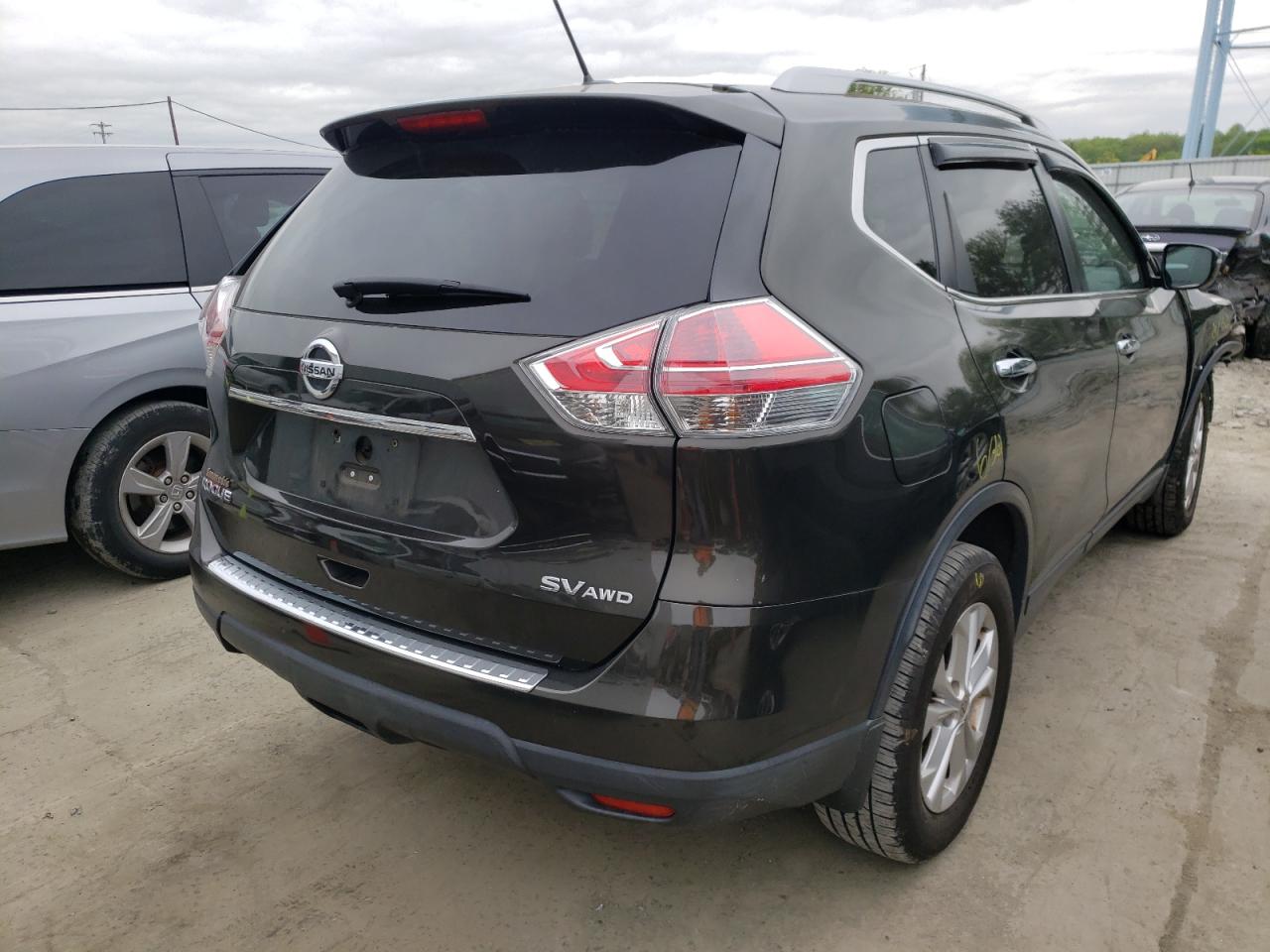 Photo 4 from auction – 2015 NISSAN ROGUE S with VIN 5N1AT2MV8FC884527