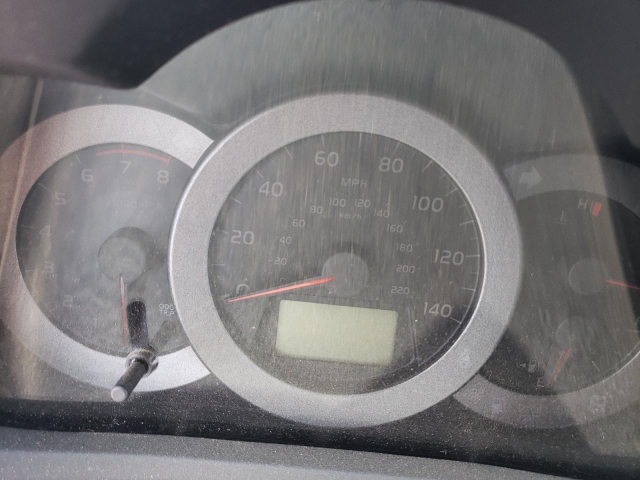 Photo 8 from auction – 2009 TOYOTA RAV4 with VIN JTMBF33VX9D005647