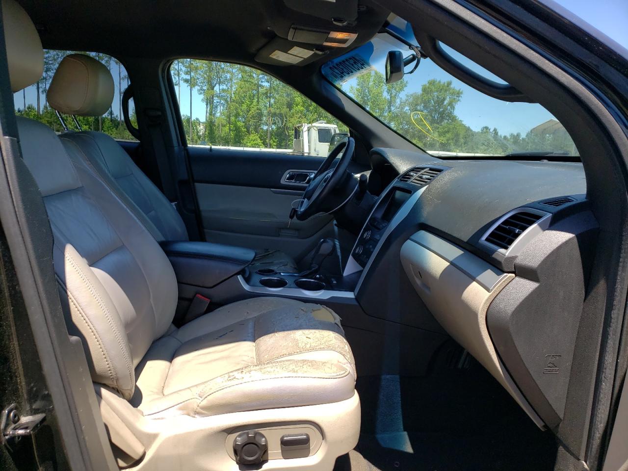 Photo 5 from auction – 2014 FORD EXPLORER X with VIN 1FM5K7D89EGB48618