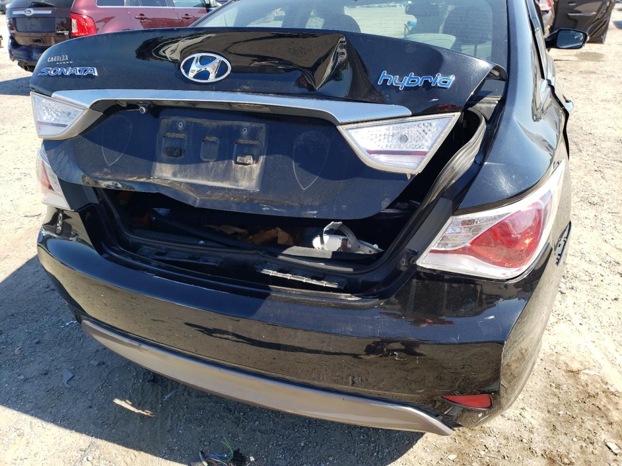 Photo 9 from auction – 2013 HYUNDAI SONATA HYB with VIN KMHEC4A4XDA078058