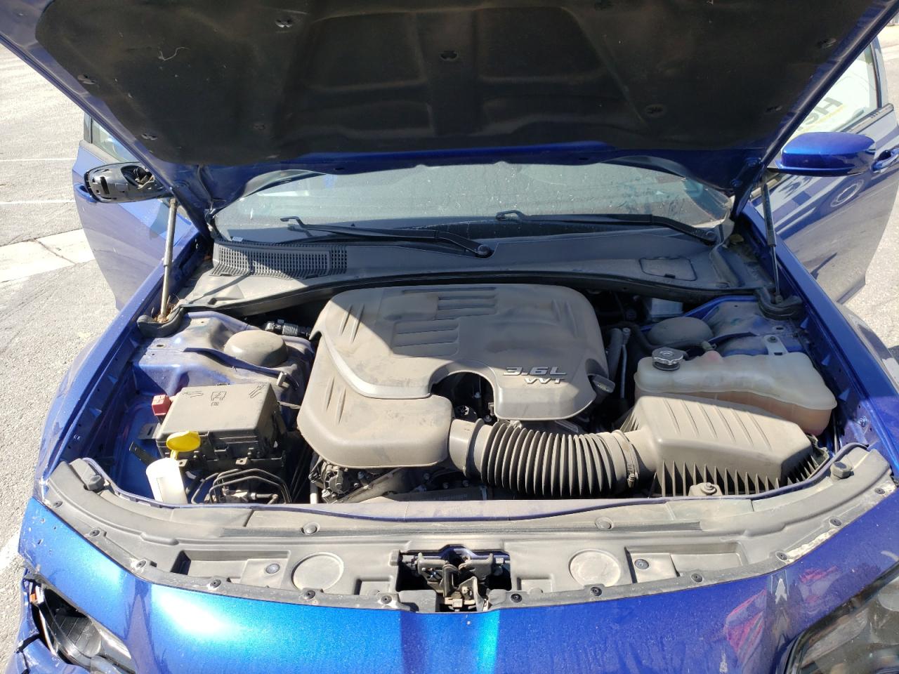 Photo 7 from auction – 2020 CHRYSLER 300 S with VIN 2C3CCAGG3LH131604