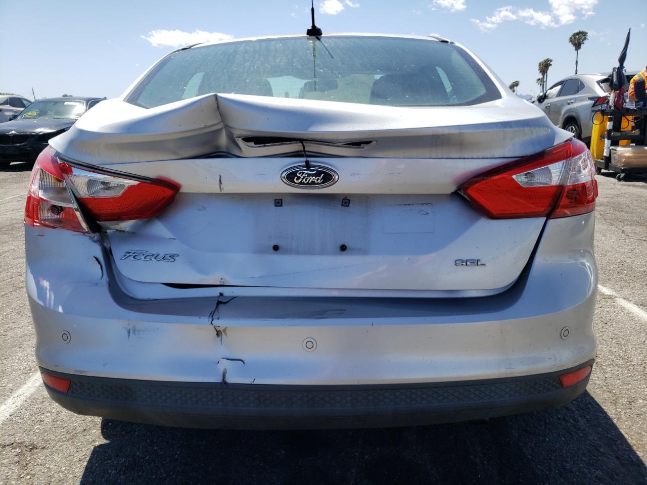 Photo 9 from auction – 2012 FORD FOCUS SEL with VIN 1FAHP3H23CL215788