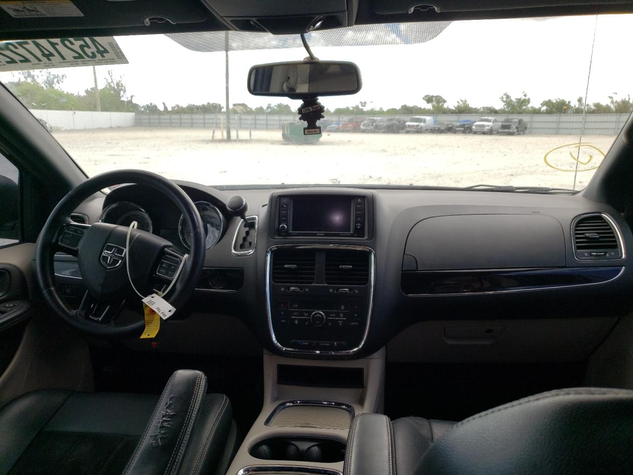 Photo 9 from auction – 2016 DODGE GRAND CARA with VIN 2C4RDGCG2GR355894
