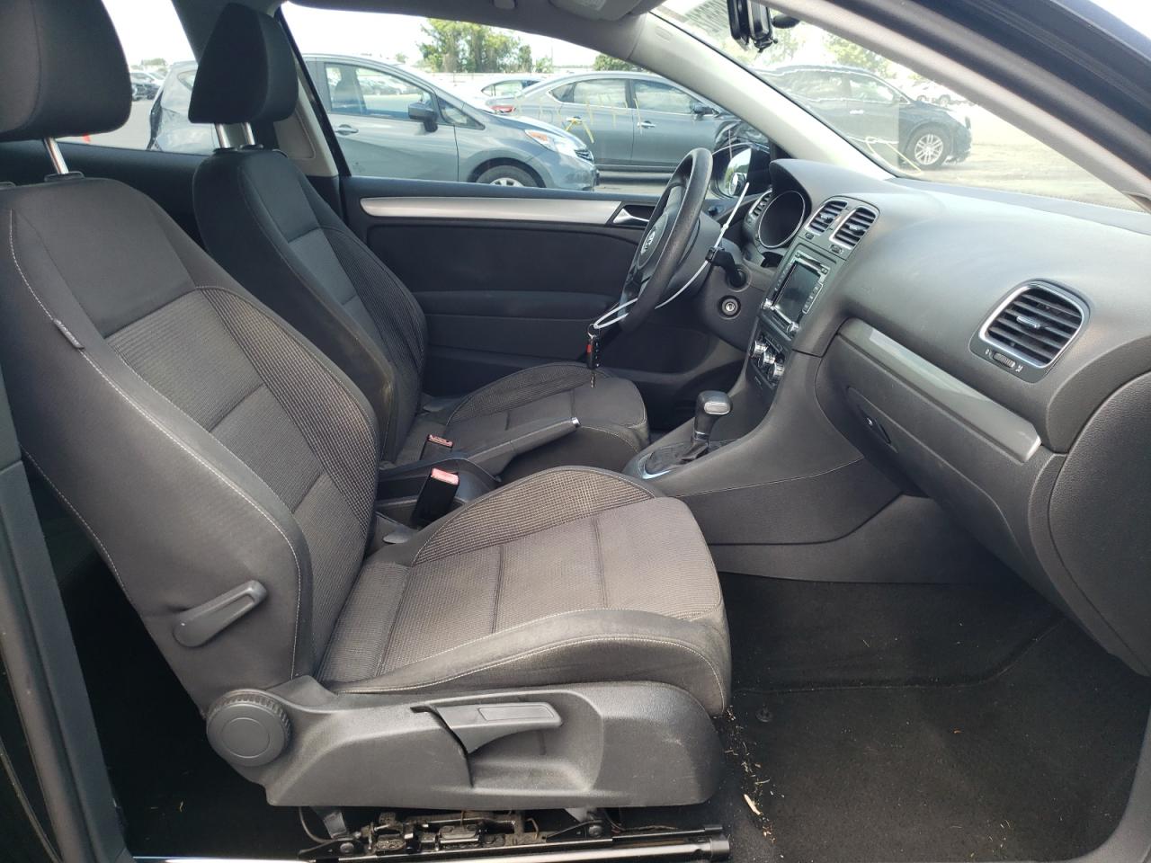 Photo 5 from auction – 2010 VOLKSWAGEN GOLF with VIN WVWBA7AJ9AW415953
