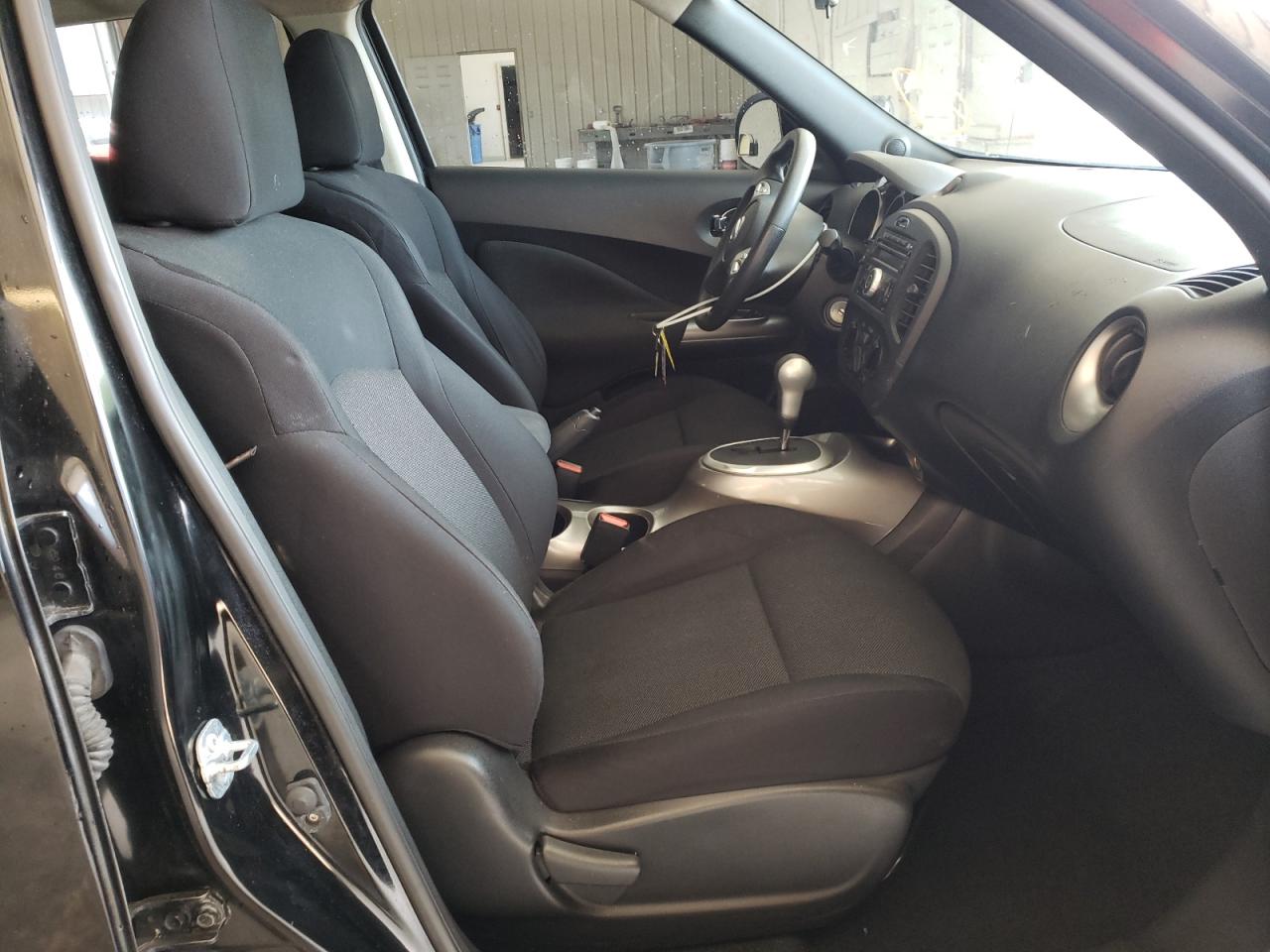 Photo 5 from auction – 2014 NISSAN JUKE S with VIN JN8AF5MR4ET450592