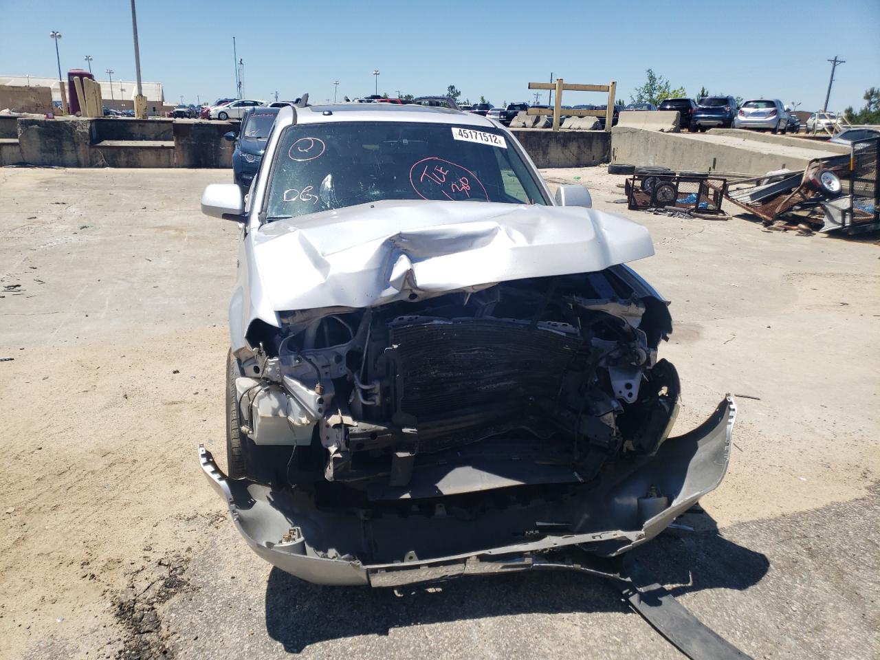 Photo 10 from auction – 2008 FORD ESCAPE LIM with VIN 1FMCU94168KD00372