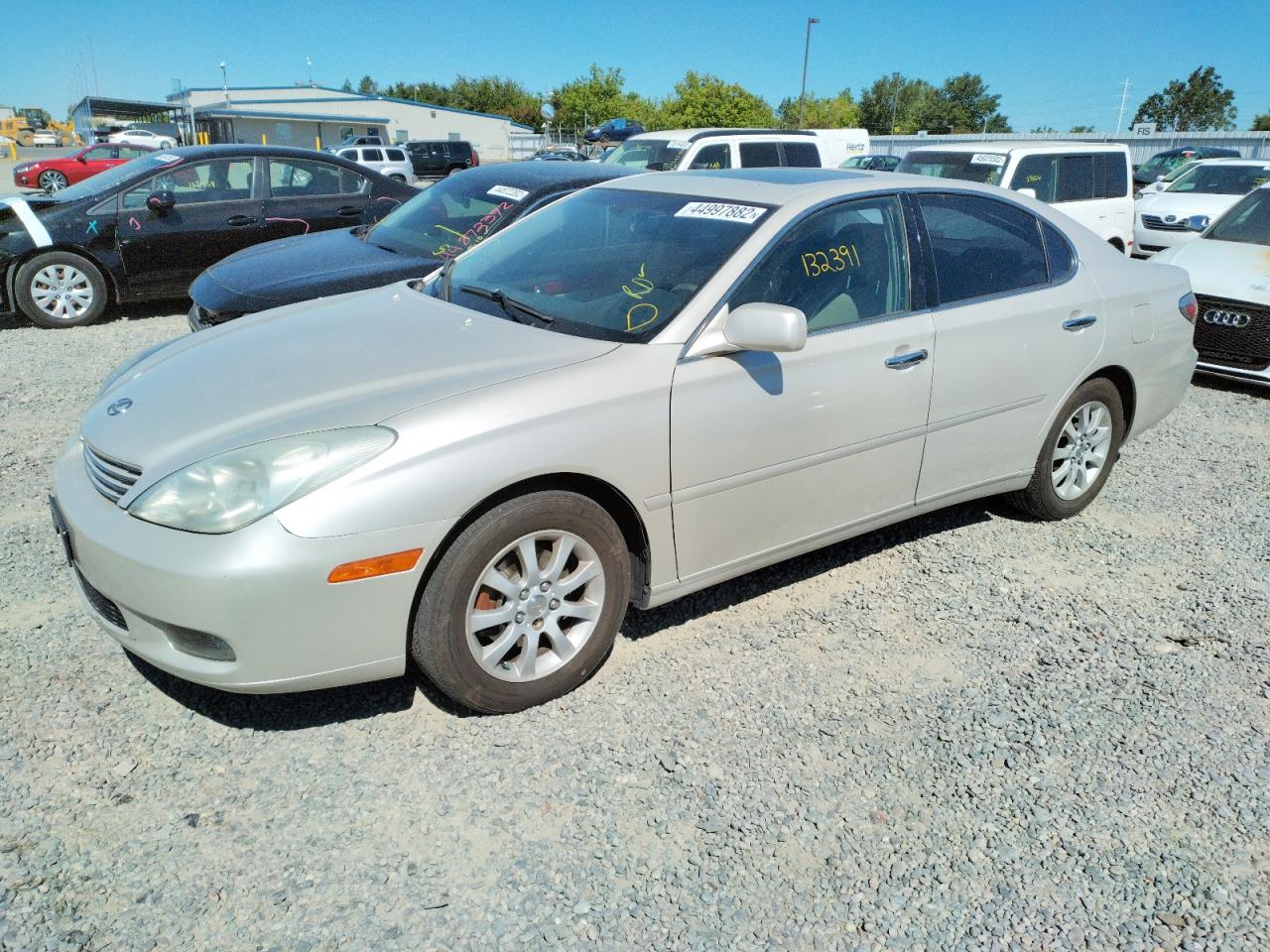 Photo 2 from auction – 2002 LEXUS ES with VIN JTHBF30G420036832
