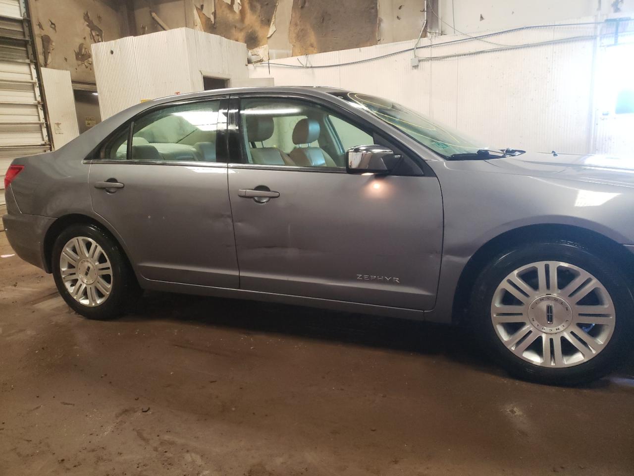 Photo 9 from auction – 2006 LINCOLN ZEPHYR with VIN 3LNHM26176R604233