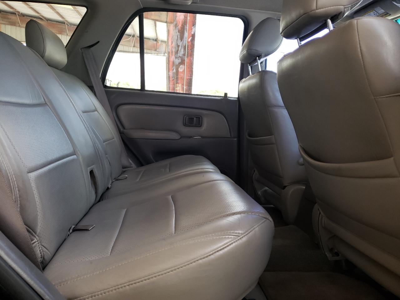 Photo 6 from auction – 2002 TOYOTA 4RUNNER SR with VIN JT3GN86R720239007