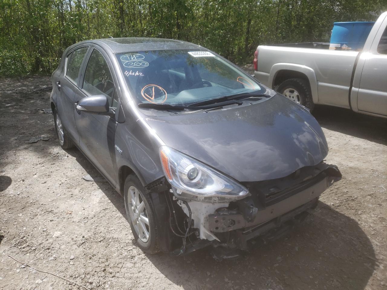 Photo 1 from auction – 2015 TOYOTA PRIUS C with VIN JTDKDTB37F1101724