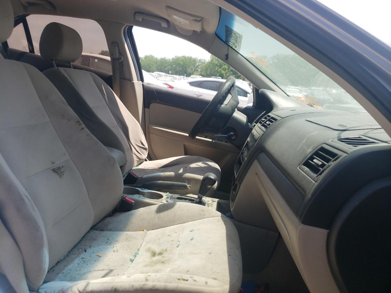 Photo 5 from auction – 2006 FORD FUSION S with VIN 3FAFP06Z56R238002