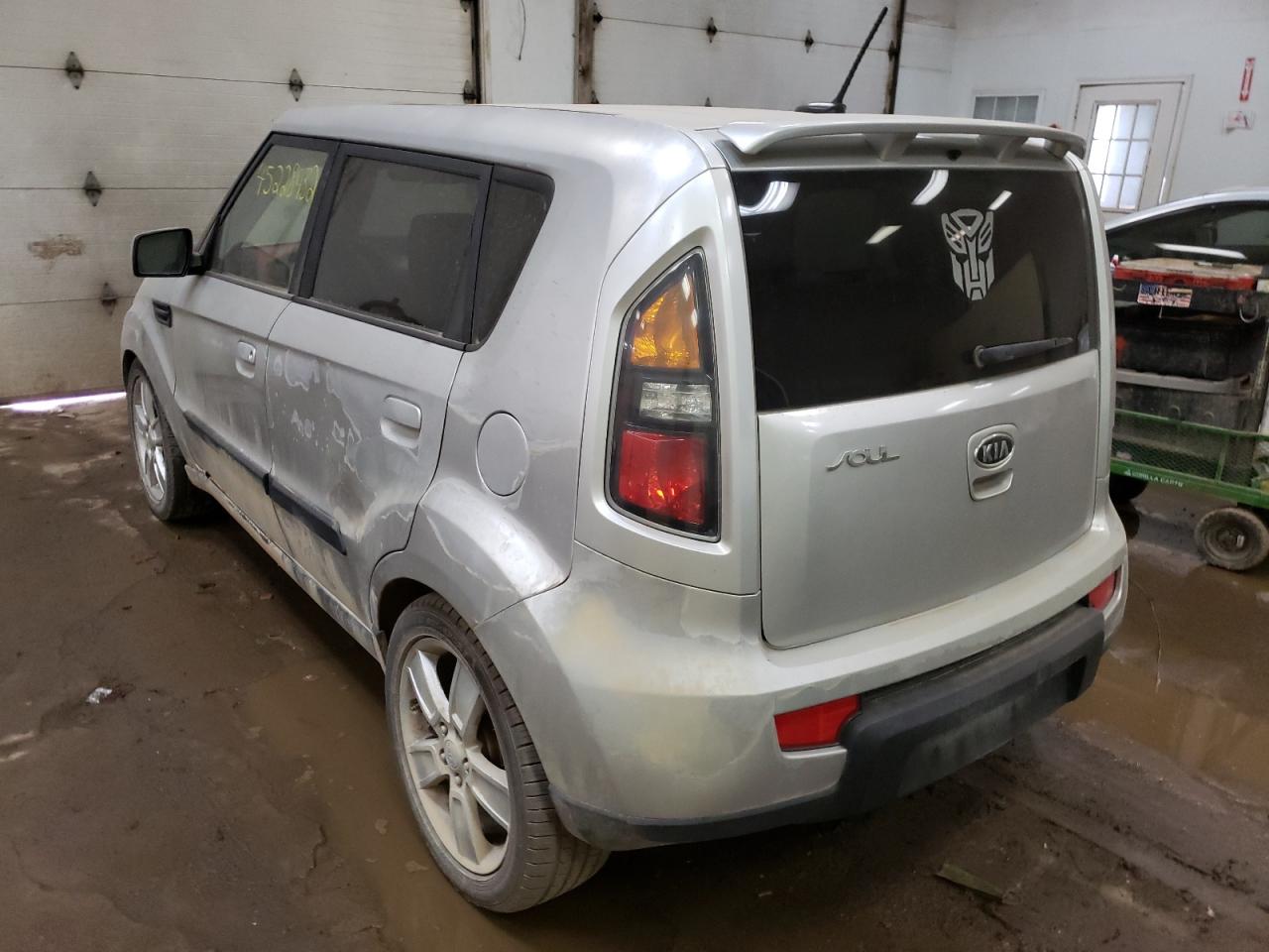 Фото 3 с аукциона – 2010 KIA SOUL + с VIN KNDJT2A28A7046451