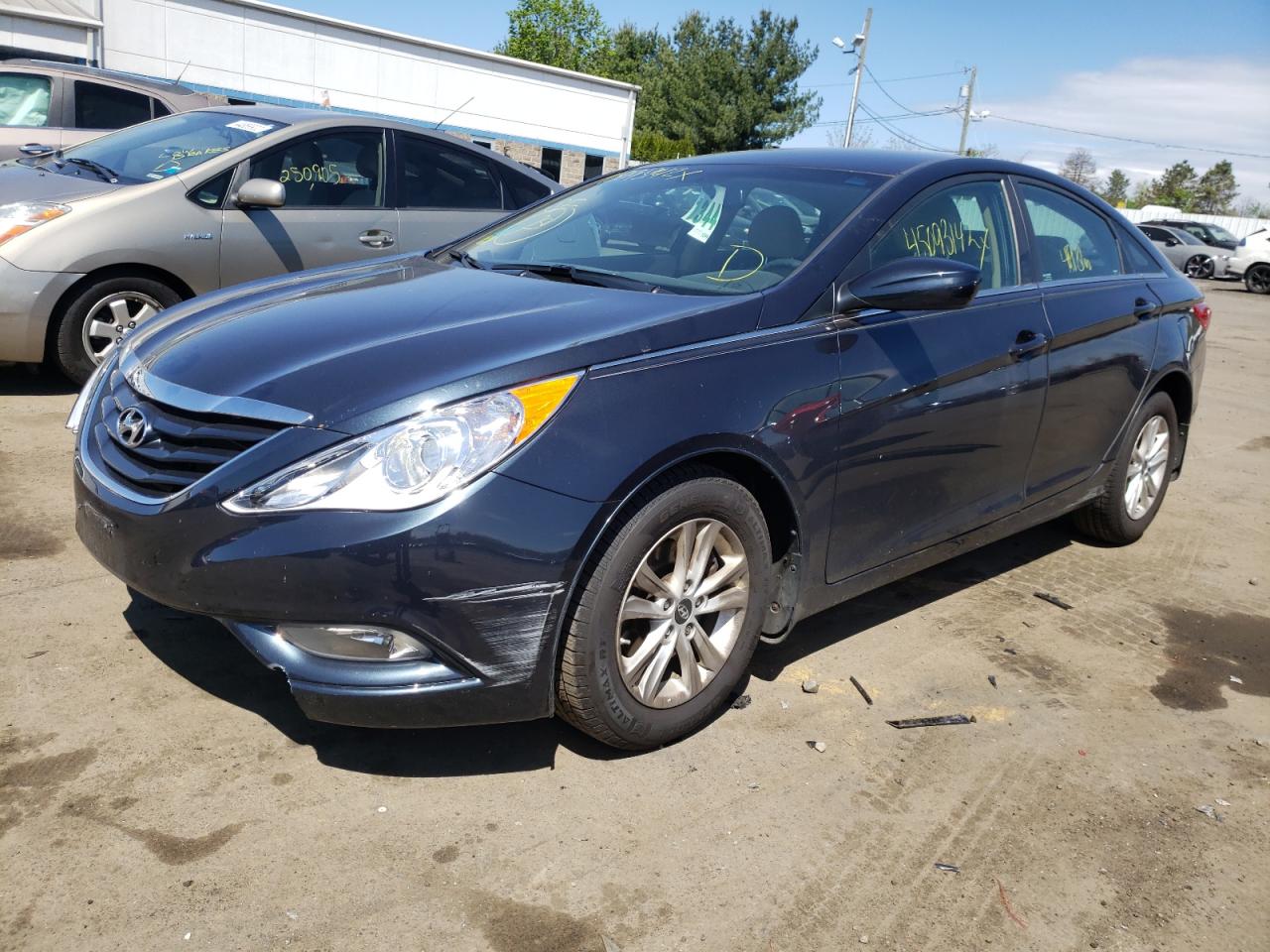 Photo 2 from auction – 2013 HYUNDAI SONATA GLS with VIN 5NPEB4AC7DH791992