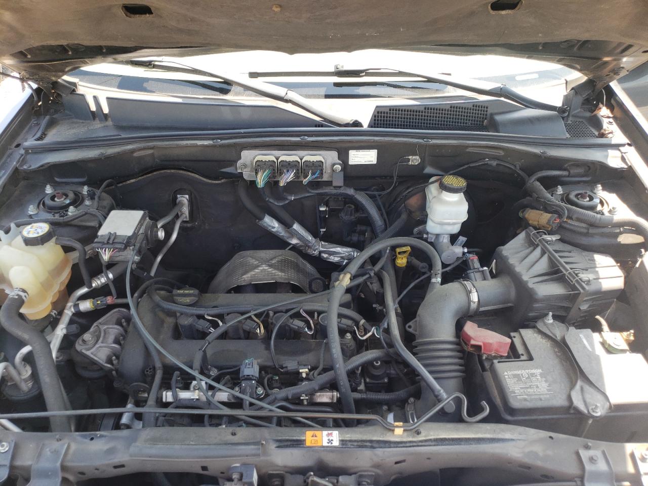 Photo 7 from auction – 2008 MAZDA TRIBUTE I with VIN 4F2CZ02Z78KM04587