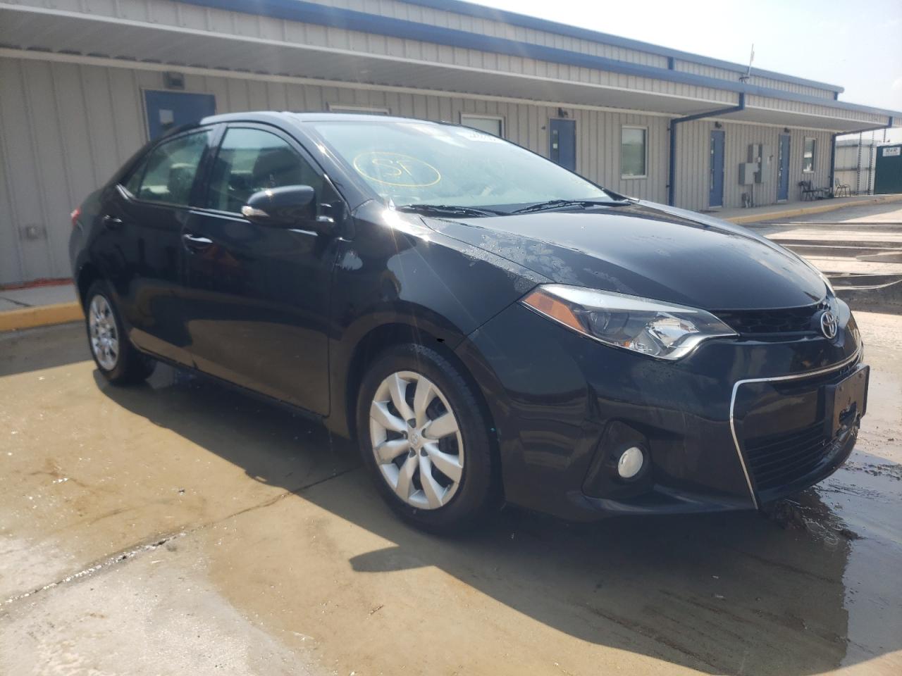 TOYOTA COROLLA L 2016 مع رقم تعريف المركبة 5YFBURHE2GP491852 - صورة من المزاد