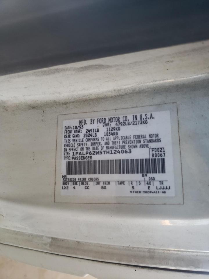Photo 10 from auction – 1996 FORD THUNDERBIR with VIN 1FALP62W5TH124063