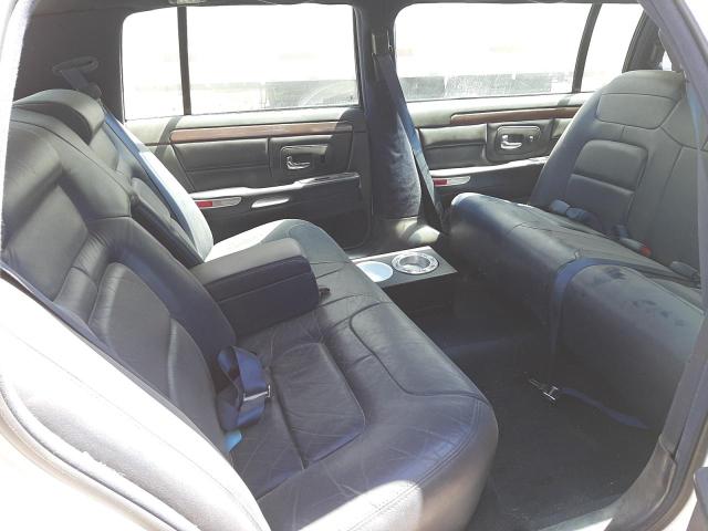 Photo 6 from auction – 1998 CADILLAC COMMERCIAL with VIN 1GEEH90Y4WU550948