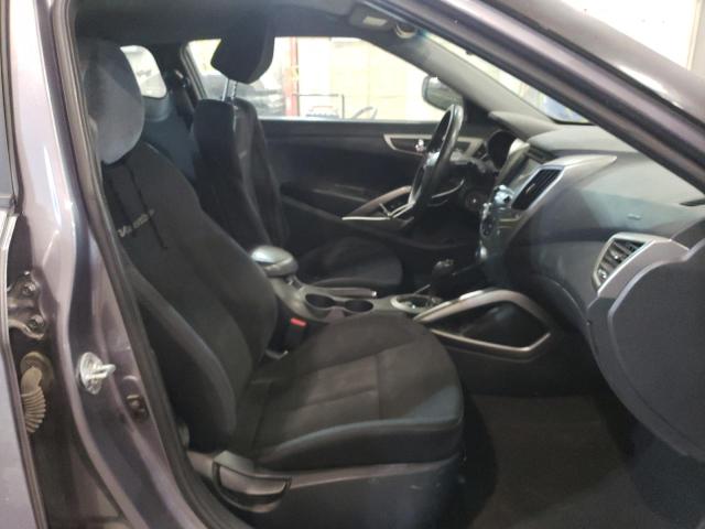 Foto 5 de la subasta – 2015 HYUNDAI VELOSTER con VIN KMHTC6AD3FU236356