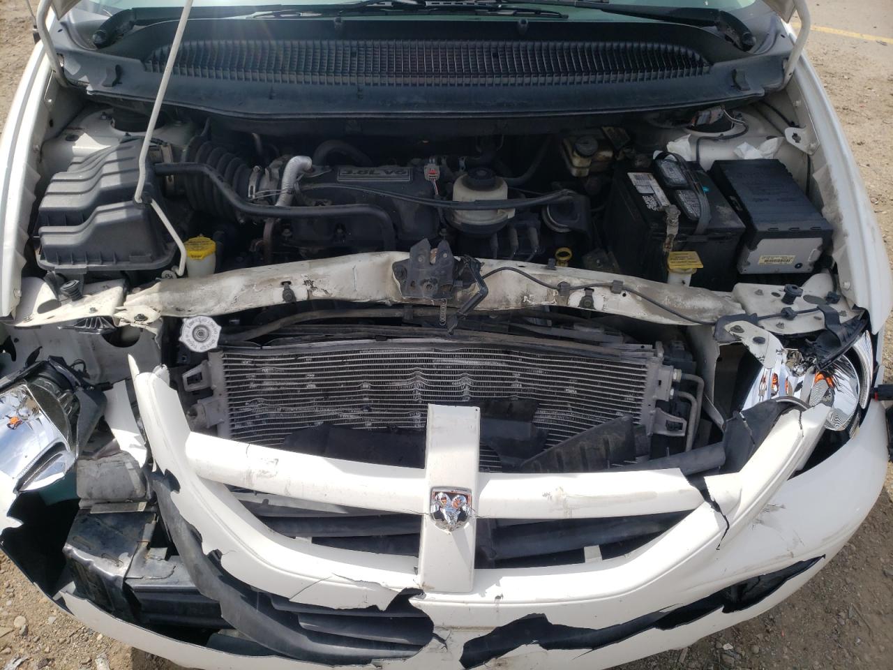 Photo 7 from auction – 2006 DODGE GRAND CARA with VIN 2D4GP44L86R602331