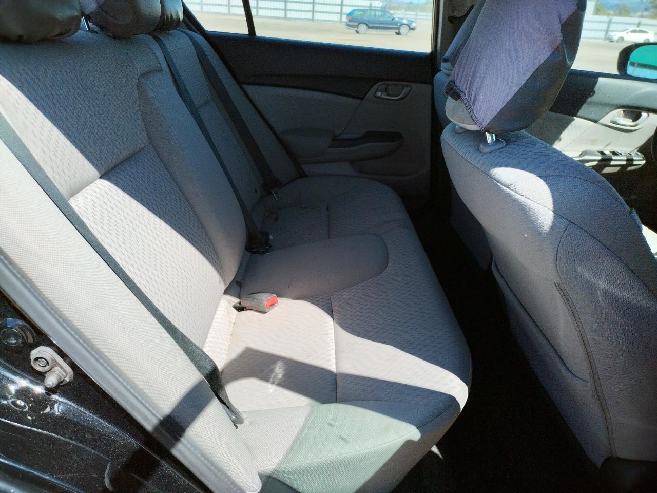 Photo 6 from auction – 2014 HONDA CIVIC LX with VIN 19XFB2F57EE231205