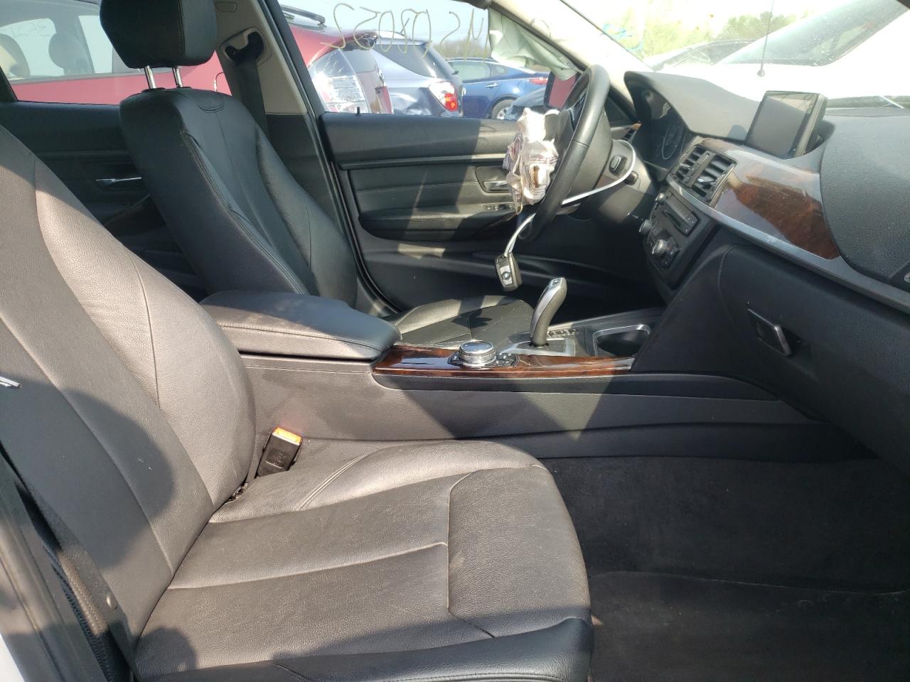 Photo 5 from auction – 2014 BMW 328 I with VIN WBA3A5G52ENP30590