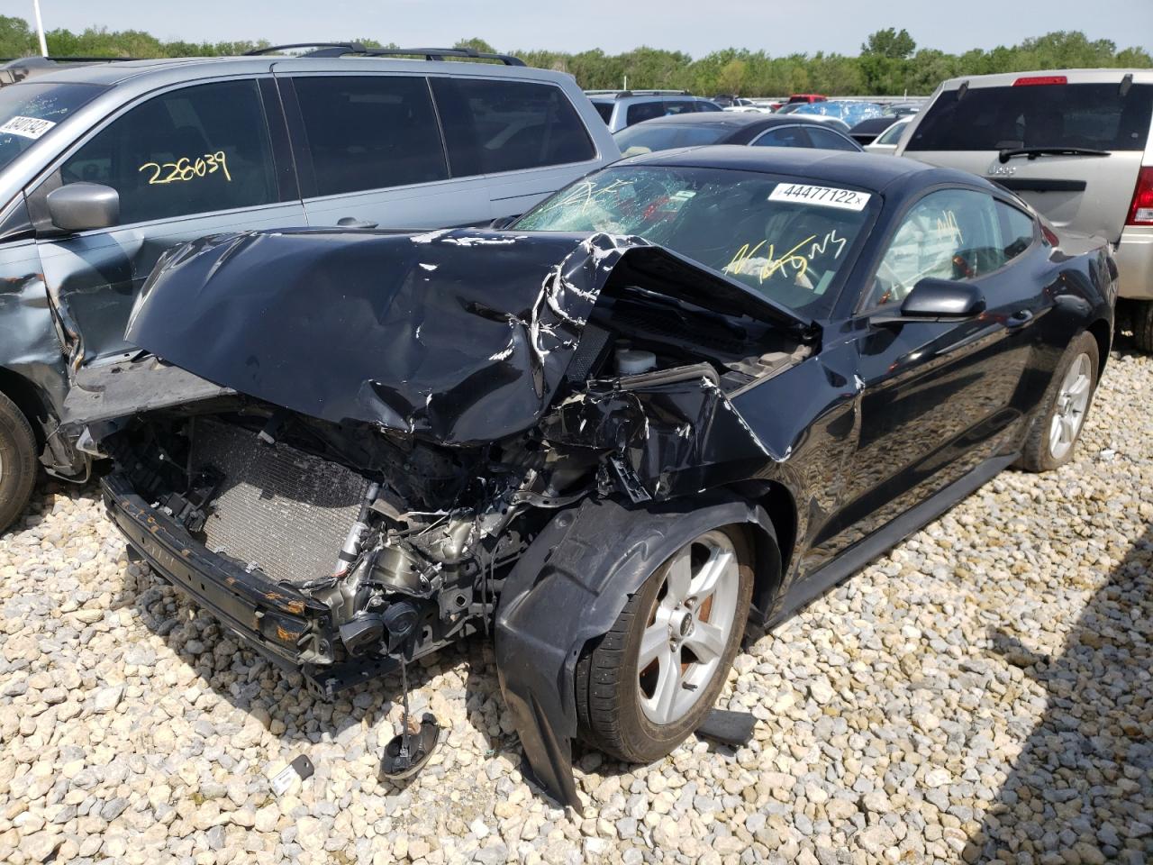 Photo 2 from auction – 2016 FORD MUSTANG with VIN 1FA6P8AM3G5202503