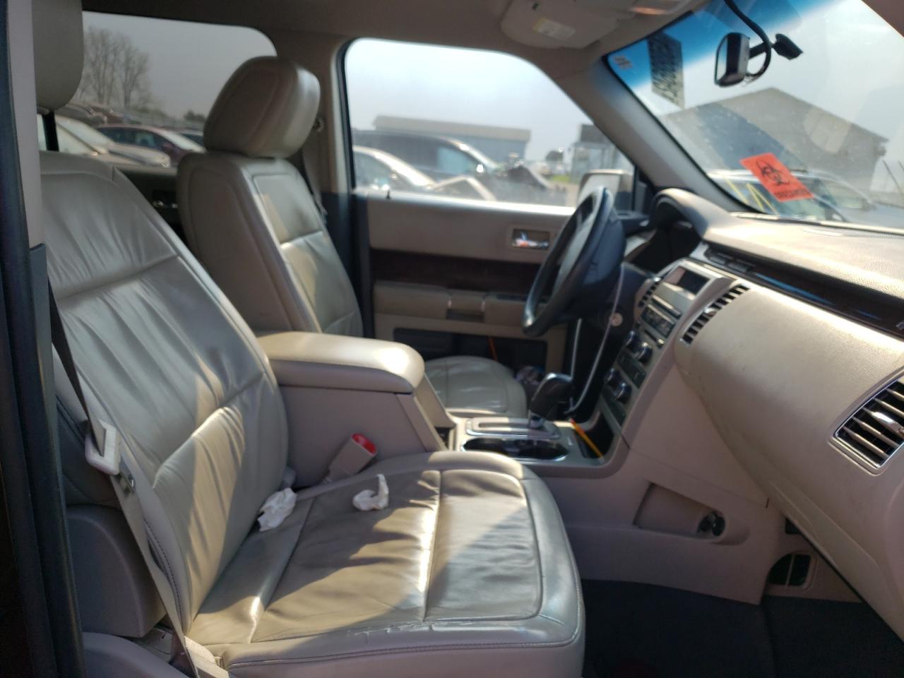 Photo 5 from auction – 2009 FORD FLEX SEL with VIN 2FMDK52C39BA73757