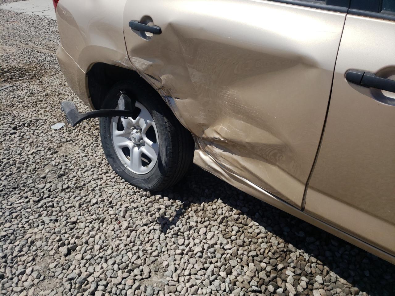 Photo 9 from auction – 2012 TOYOTA RAV4 with VIN 2T3ZF4DV1CW139251