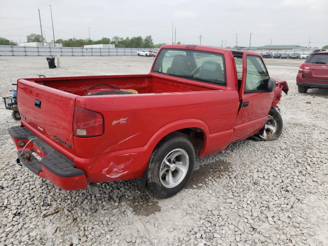 Photo 4 from auction – 2000 CHEVROLET S10 with VIN 1GCCS14W4Y8164408