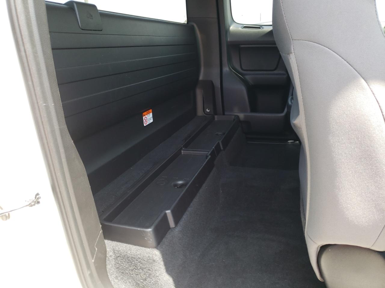 Photo 6 from auction – 2021 TOYOTA TACOMA ACC with VIN 3TYRX5GN1MT024588