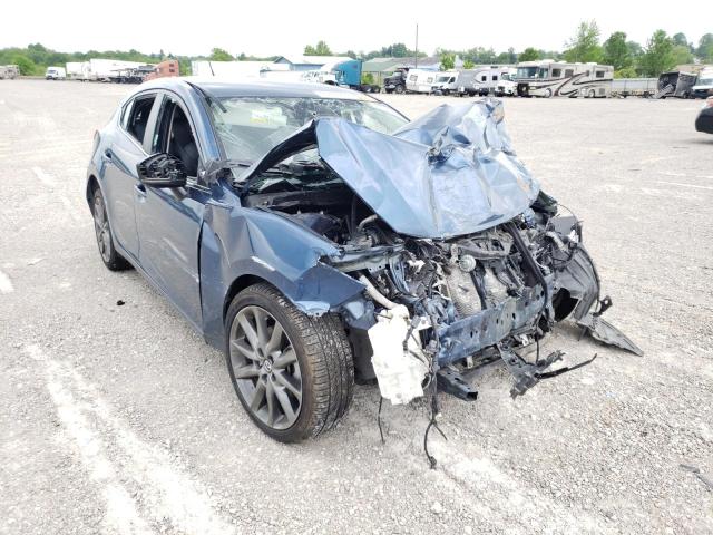 MAZDA 3 TOURING 2018 with VIN 3MZBN1L3XJM184686 - Photo from auction