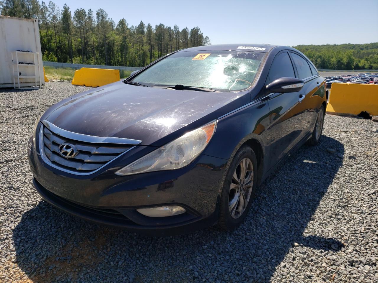 Photo 2 from auction – 2011 HYUNDAI SONATA SE with VIN 5NPEC4AC3BH152129
