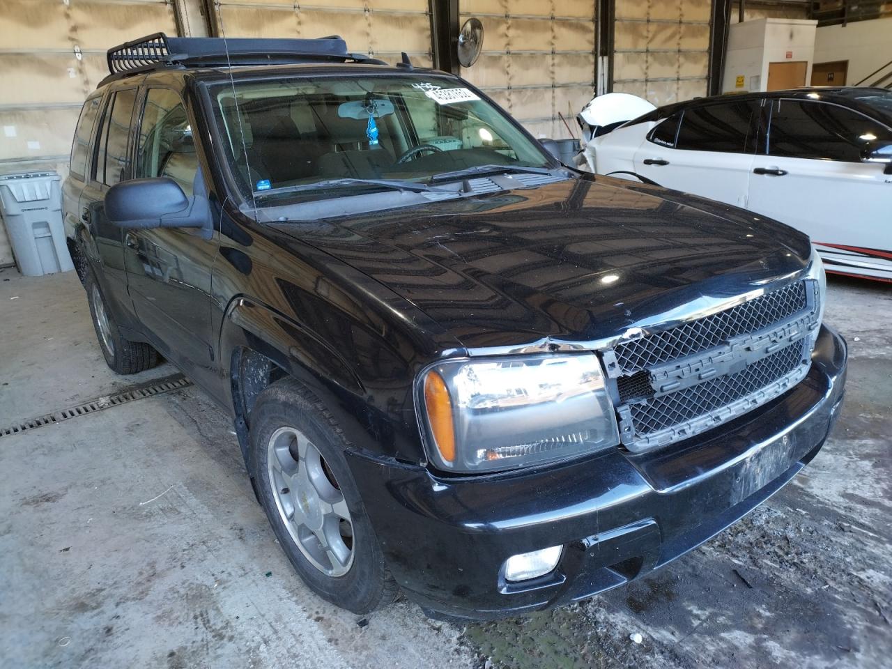 CHEVROLET TRAILBLAZE 2008 with VIN 1GNDT13S682149757 - Photo from auction