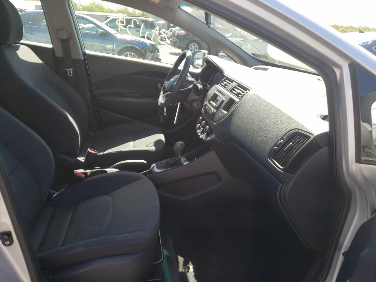 Photo 5 from auction – 2012 KIA RIO LX with VIN KNADM5A33C6015912