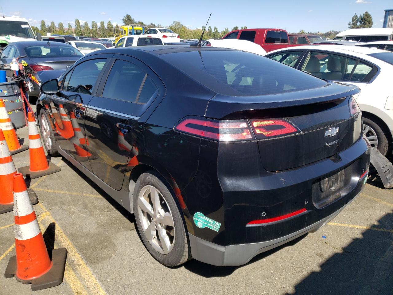 Photo 3 from auction – 2013 CHEVROLET VOLT with VIN 1G1RH6E49DU144507