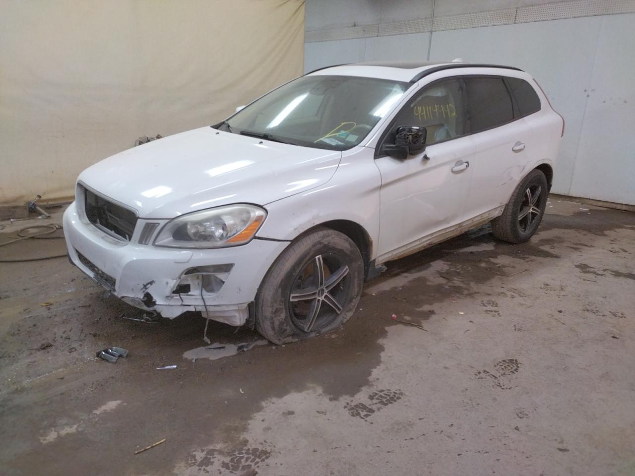 Zdjęcie 2 z aukcji – 2010 VOLVO XC60 3.2 z VIN YV4982DZ2A2115707