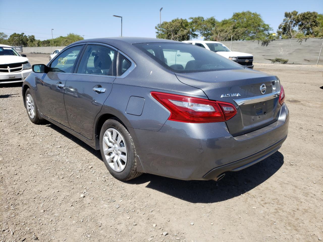 Photo 3 from auction – 2018 NISSAN ALTIMA 2.5 with VIN 1N4AL3AP8JC159072