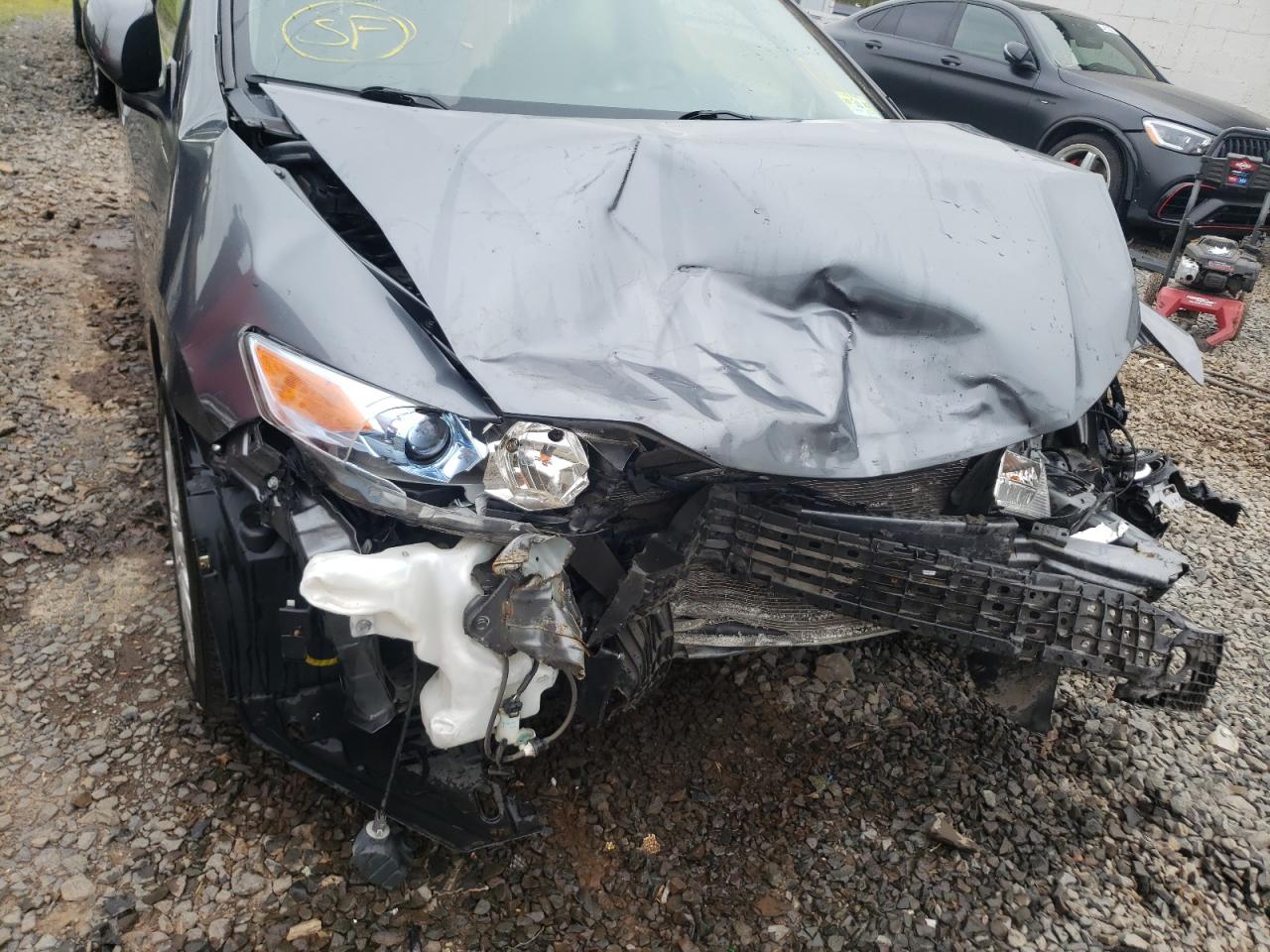 Photo 9 from auction – 2012 HONDA INSIGHT EX with VIN JHMZE2H7XCS003811