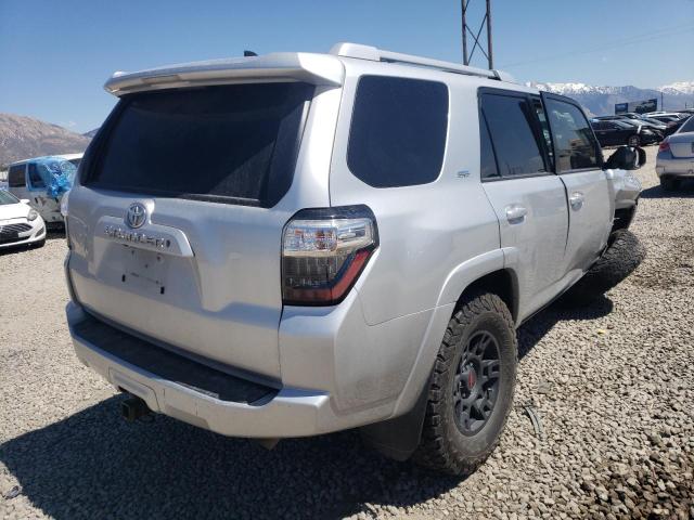 Photo 4 from auction – 2018 TOYOTA 4RUNNER SR with VIN JTEBU5JR6J5516435