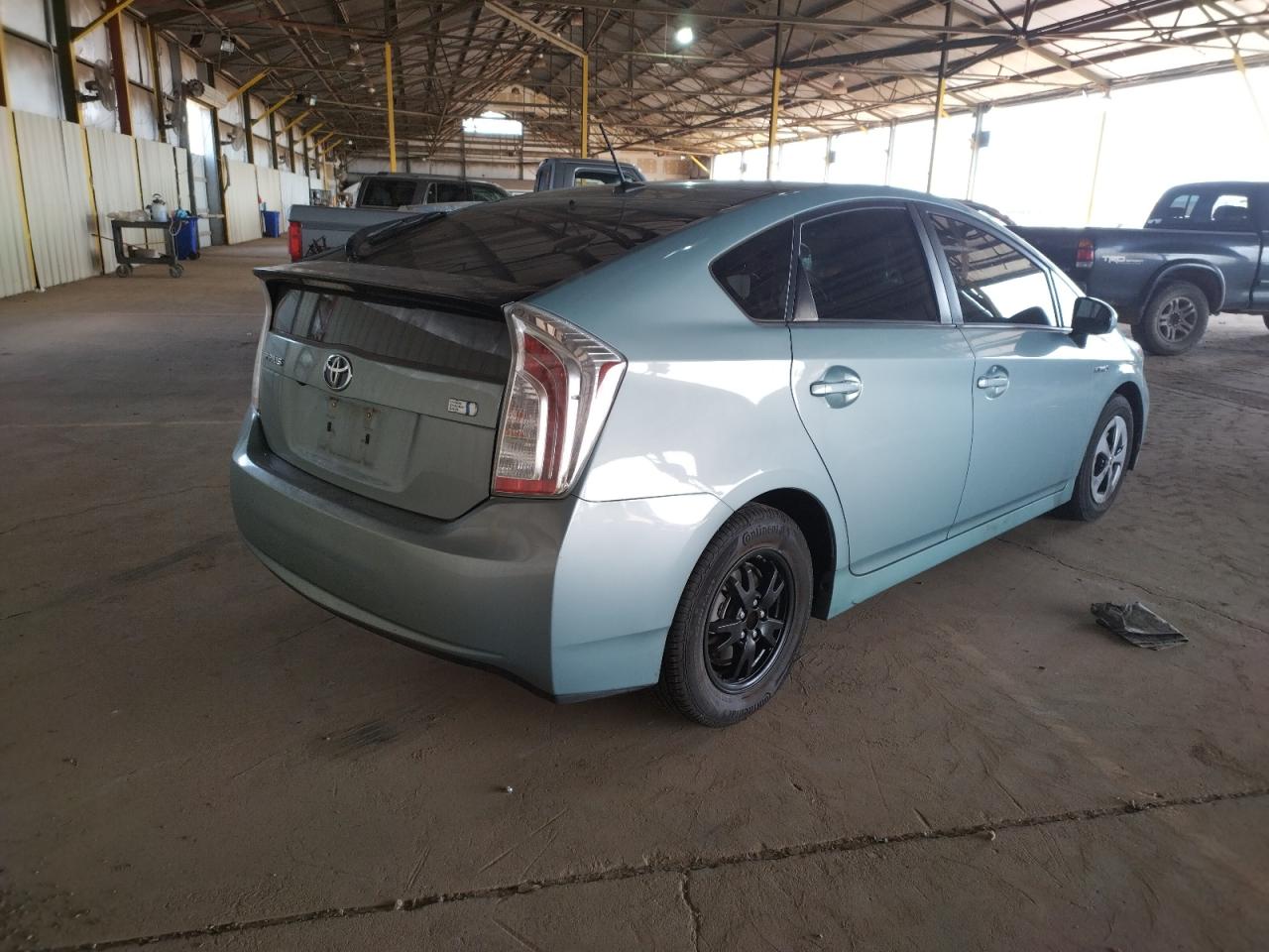 Zdjęcie 4 z aukcji – 2015 TOYOTA PRIUS z VIN JTDKN3DU2F1926959