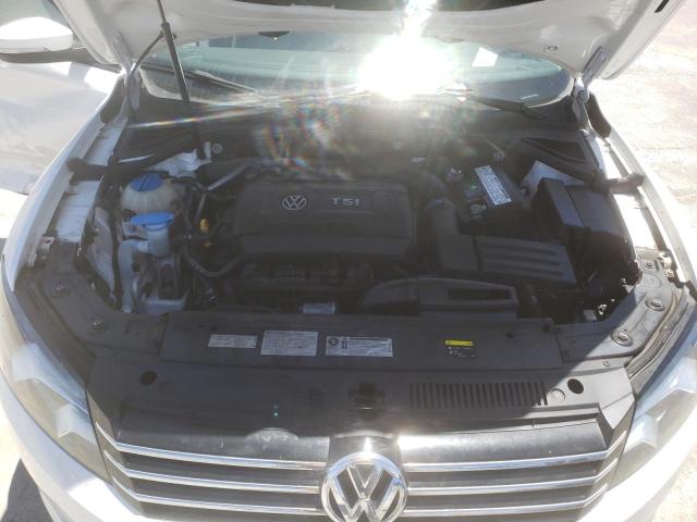 Photo 7 from auction – 2015 VOLKSWAGEN PASSAT S with VIN 1VWAT7A34FC053883