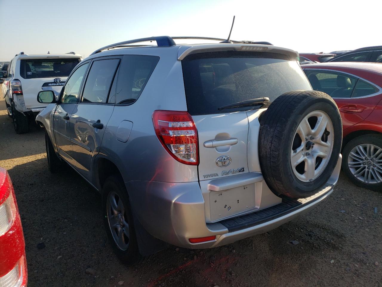 Photo 3 from auction – 2010 TOYOTA RAV4 with VIN JTMZF4DV7AD024289