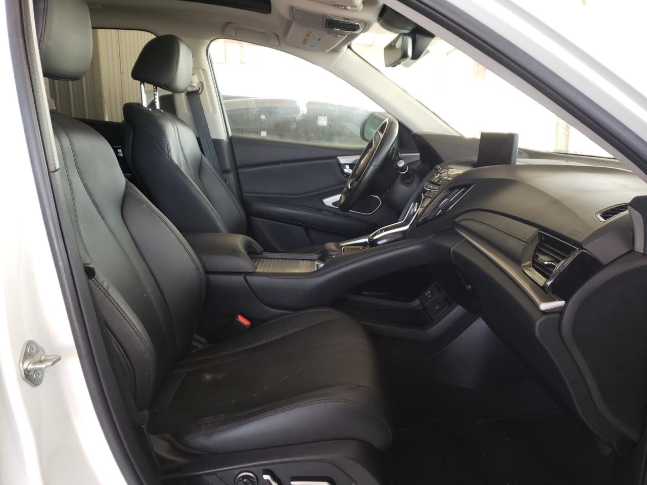Photo 5 from auction – 2020 ACURA RDX with VIN 5J8TC2H31LL039103