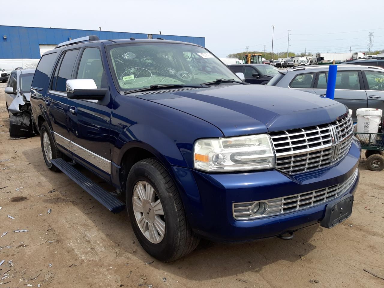 LINCOLN NAVIGATOR 2008 with VIN 5LMFU28518LJ20340 - Photo from auction