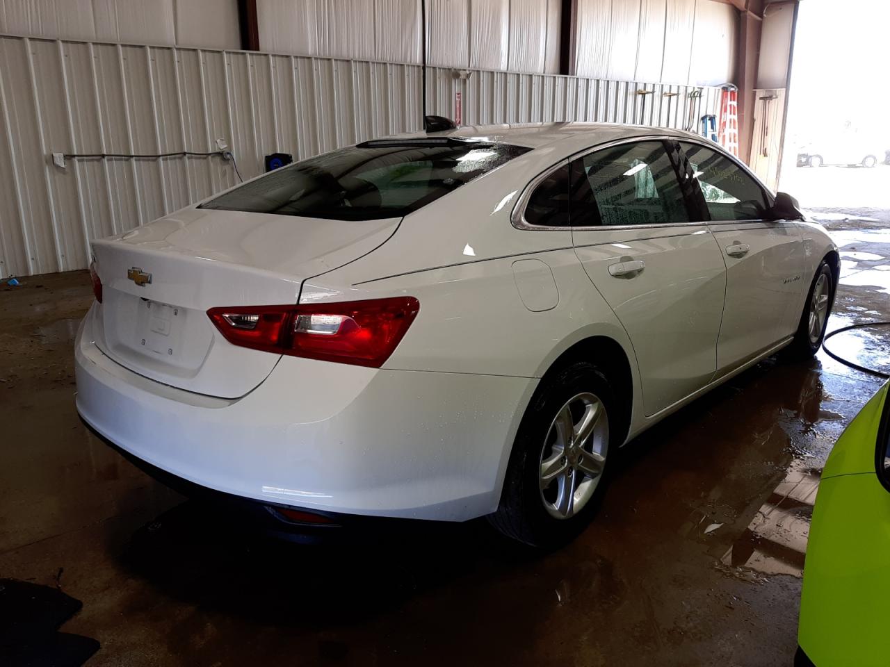 Photo 16 from auction – 2021 CHEVROLET MALIBU LS with VIN 1G1ZB5ST9MF075314
