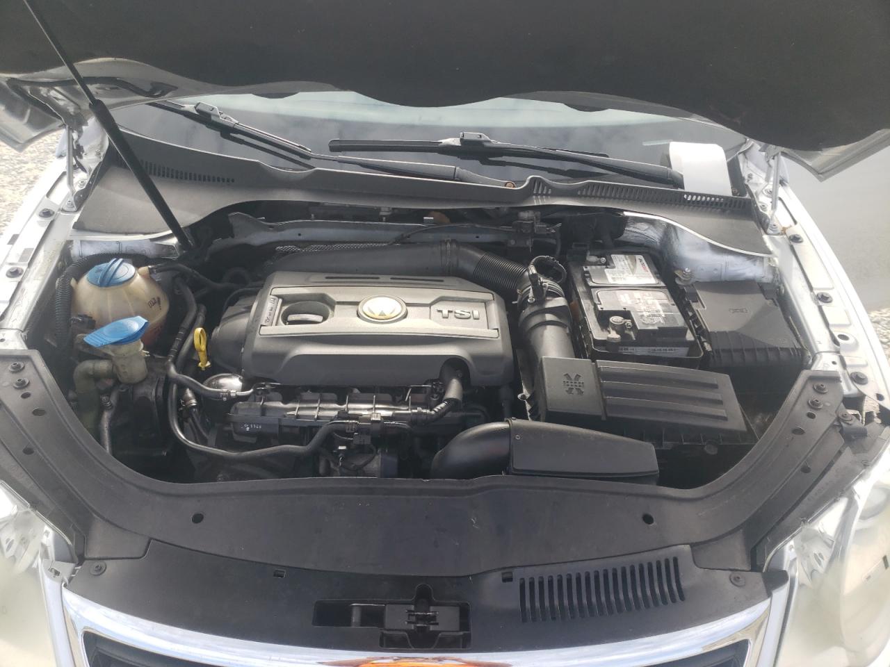 Photo 7 from auction – 2009 VOLKSWAGEN EOS TURBO with VIN WVWAA71F29V018111