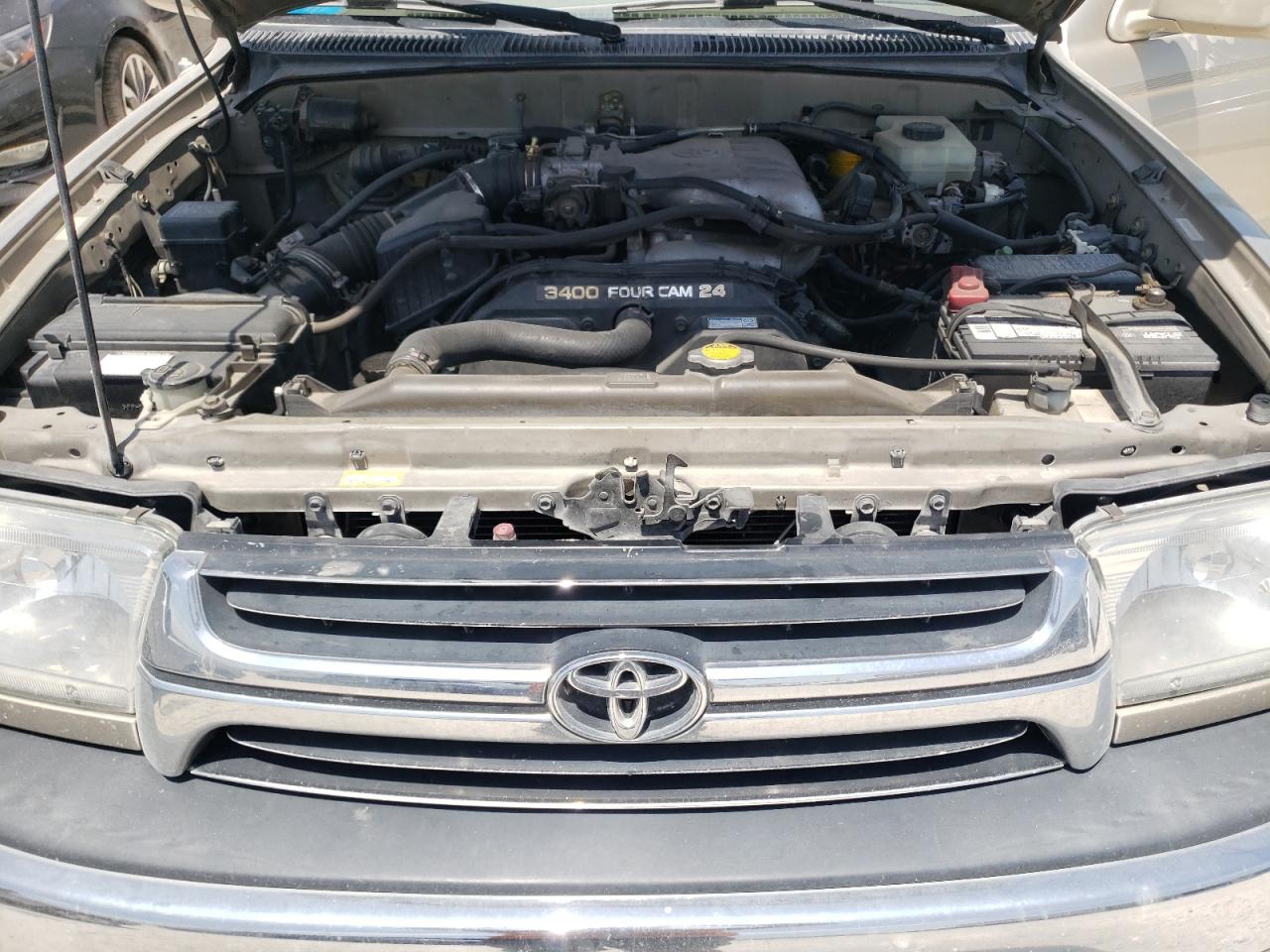 Photo 7 from auction – 2001 TOYOTA 4RUNNER SR with VIN JT3GN86R410188452