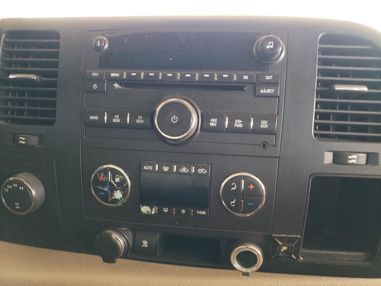 Photo 9 from auction – 2007 CHEVROLET SILVERADO with VIN 2GCEK13M371600286